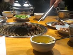 -唯成•韩国炭火烤肉 유성고기