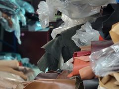 -步云天地鞋材精品环球国际商贸中心