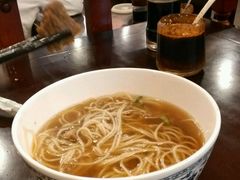-朱鸿兴面馆(镇湖店)