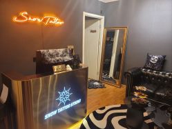 -SNOW TATTOO STUDIO