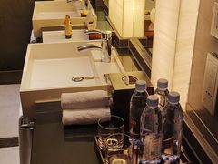 -上海外滩茂悦大酒店