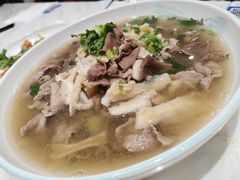 -犇逸·乐山跷脚牛肉·四川现炒(览海店)