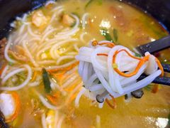 -桥香园过桥米线(国贸店)