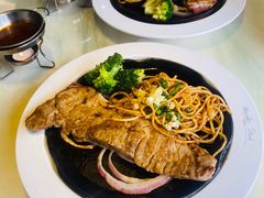 -豪客来牛排(中央花苑店)