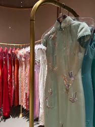 -藤薰定制中式嫁衣礼服旗袍店