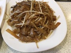 干炒牛河-新发记港式茶餐厅(黄浦店)