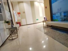 -柏乐口腔医院·舒适化无痛种植牙中心(东盟商务区院)