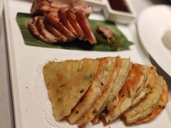 烙饼卷肘子-花家怡园(四合院总店)