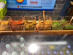 -呷佬·长沙手工米粉(金沙江路店)