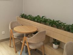 -好利来(高新枫叶广场店)