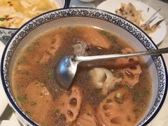 洞庭湖藕汤-巴陵全鱼席(湖南老字号汴河街店 )