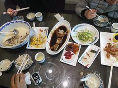 -南京金牛湖巨碗鱼头