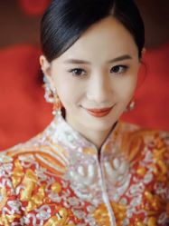 点击看大图 -挪娅婚纱摄影皇家会所