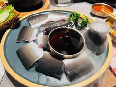 -草家酱蟹炭火烤肉店(珲春南路一店)