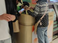 -亚马逊蒸汽活海鲜自助(LCM置汇旭辉广场店)