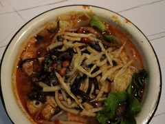 -丽丽三鲜螺蛳粉(田林路店)