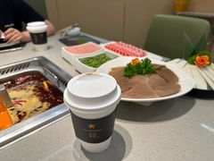 -星巴克臻选(呼和浩特维多利摩尔城店)