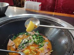 -老刘生态大鱼坊铁锅炖鱼(赛马场店)
