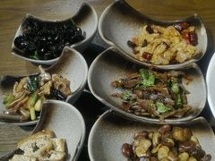 凉菜六味拼-福照楼汽锅鸡·云南菜(护国路店)