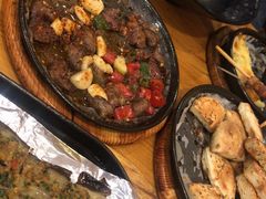 -老东镇啤酒屋海鲜加工·蒸汽海鲜·海鲜烧烤(台东店)