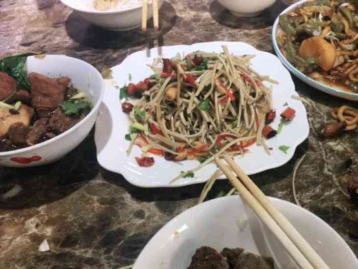 王虎成猪排骨馆·地方名小吃