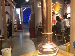 大堂-喜来稀肉(北外滩白玉兰广场店)