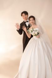 点击看大图 -挪娅婚纱摄影皇家会所