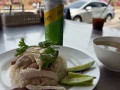 -Chom Cafe and Restaurant