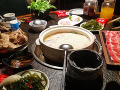 -旺晖本帮骨头煲·深夜火锅(梅园路店)