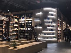 -覔书店(壹方城店)