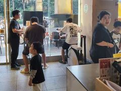 -麦当劳(中二横路店)