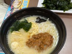 -灵芝妹子海鲜米线(瓦房店新玛特店)