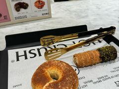 -HOT CRUSH趁热集合·现烤面包(环球港店)