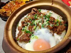 窝蛋牛肉煲仔饭-啫神·广州地标美食(北京路店)