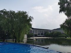 -上海佘山世茂艾美酒店