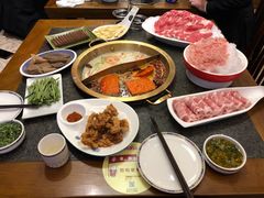 -小天鹅火锅·一线江景洪鼎旗舰店(洪崖洞店)