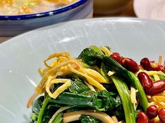 鸡蛋干拌菠菜-宏状元现熬粥·京味菜(三里河店)
