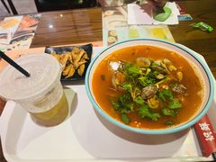 -何记花甲(海岸城旗舰店)