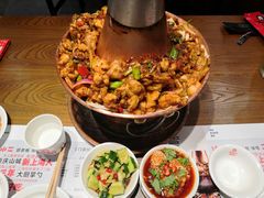 -沪小二铜炉蛙锅(苏州中心星悦汇店)