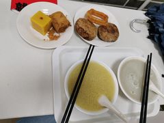 豆汁-老磁器口豆汁店(天坛店)