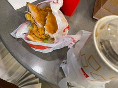 -麦当劳(深圳北站高铁店)