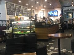 -油梨树 AVOCADO TREE(亮马桥店)