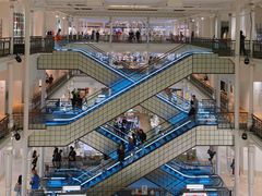 -乐蓬马歇百货公司(Rive Gauche)