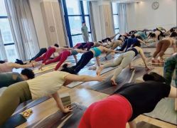 -恩舍瑜伽普拉提