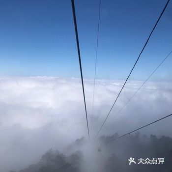 可以带些上去 也有德克士