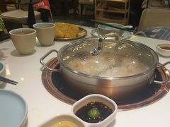 -洪氏嗨捞·猪肚鸡火锅(阳光天地店)