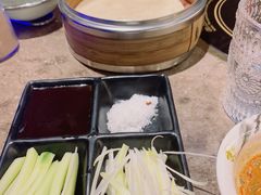 -三人行骨头王火锅(长寿店)