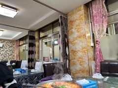 -一口猪海鲜浑锅·东北家常菜
