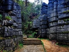 -梭布垭石林景区