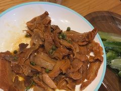 -隔壁老王·家常云南菜(花巷店)